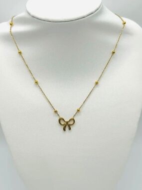 The Carrie Bow Necklace